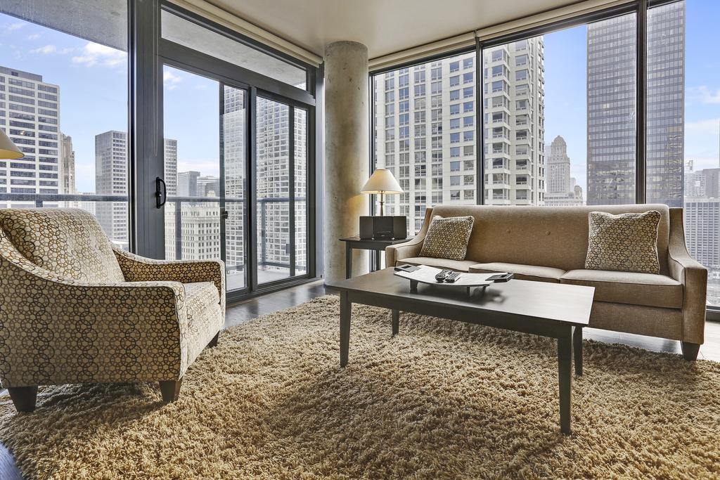 Aparthotel Bridgestreet At State And Grand Chicago Zewnętrze zdjęcie