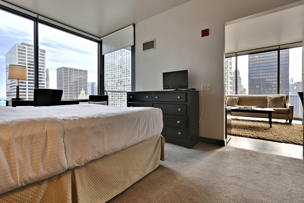 Aparthotel Bridgestreet At State And Grand Chicago Zewnętrze zdjęcie