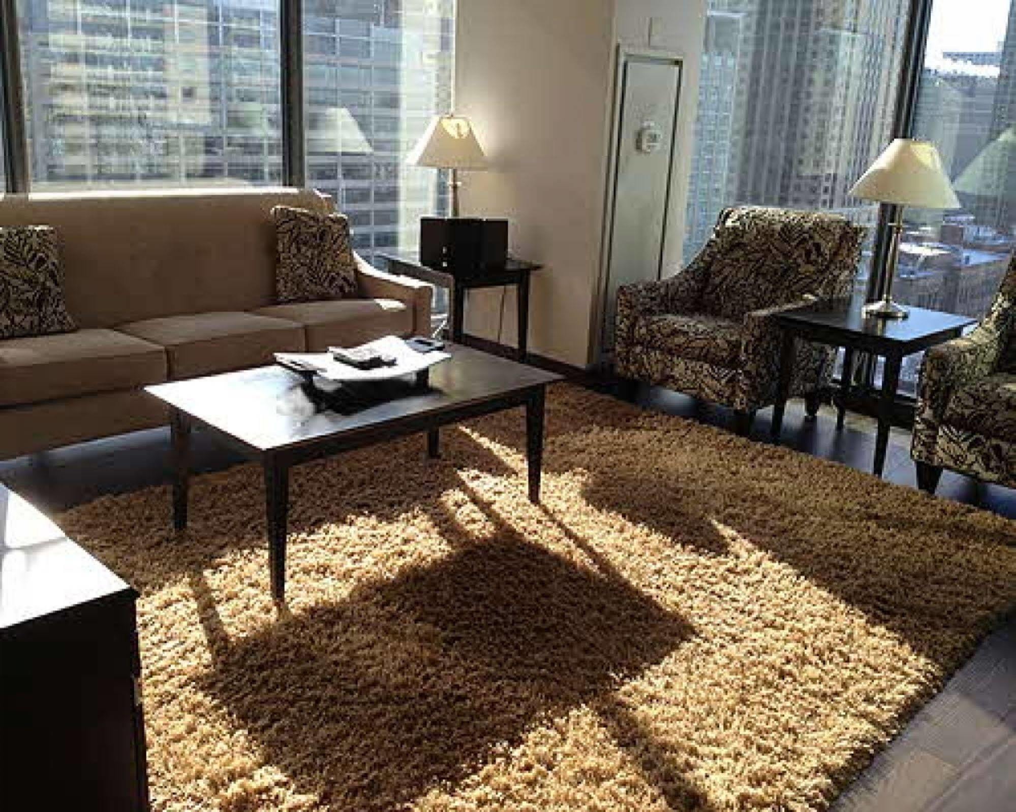Aparthotel Bridgestreet At State And Grand Chicago Zewnętrze zdjęcie